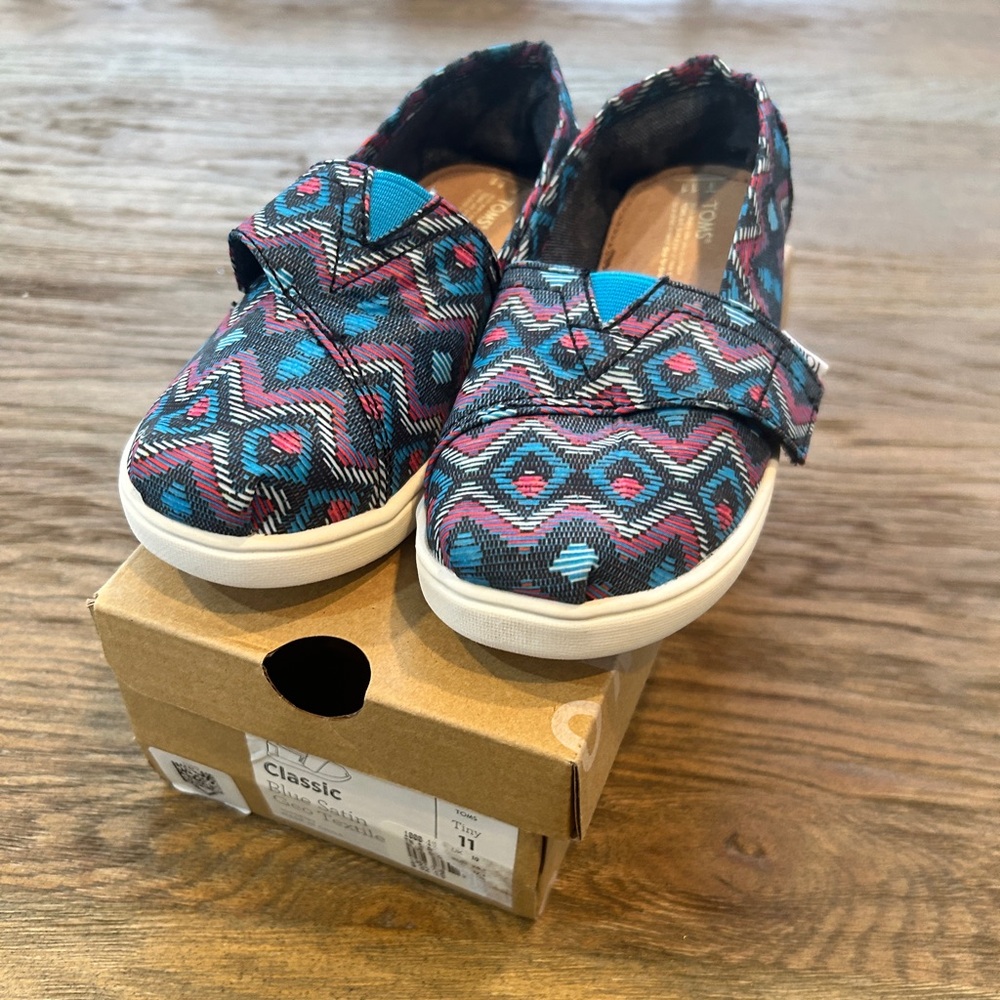 Tom’s Toddler Girl Classic - Size 11